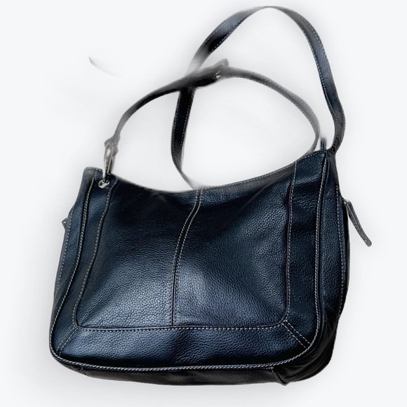 Tignanello Handbags - Boho Black Leather Tignanello Hobo Slouched Bag - Lots of Pockets! Fits iPad